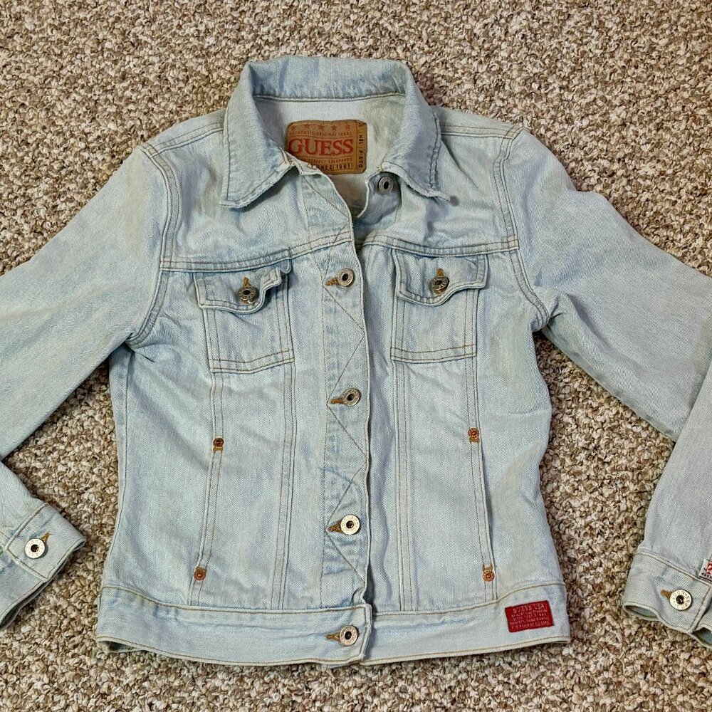 ~~Women's Guess Jean Jacket 1980's Vintage Denim Size S USA Made American